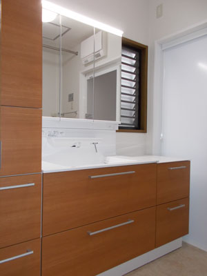 TOTOサザナで心地よい浴室タイムを TOTOサザナで心地よい浴室タイムを